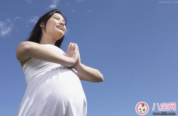 快生了肚子太大很紧张 孕晚期这些细节一定要注意