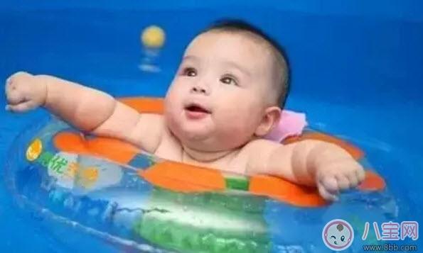 宝宝多大可以游泳 夏天宝宝游泳用什么游泳圈(游泳注意事项)